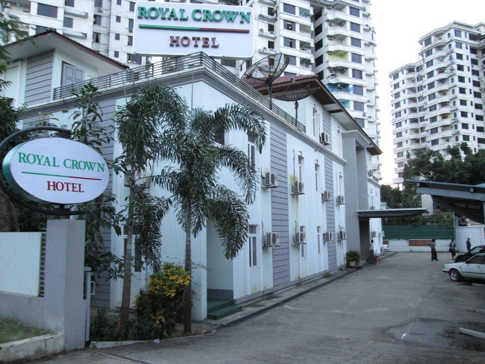 Royal Crown Hotel Yangon Extérieur photo